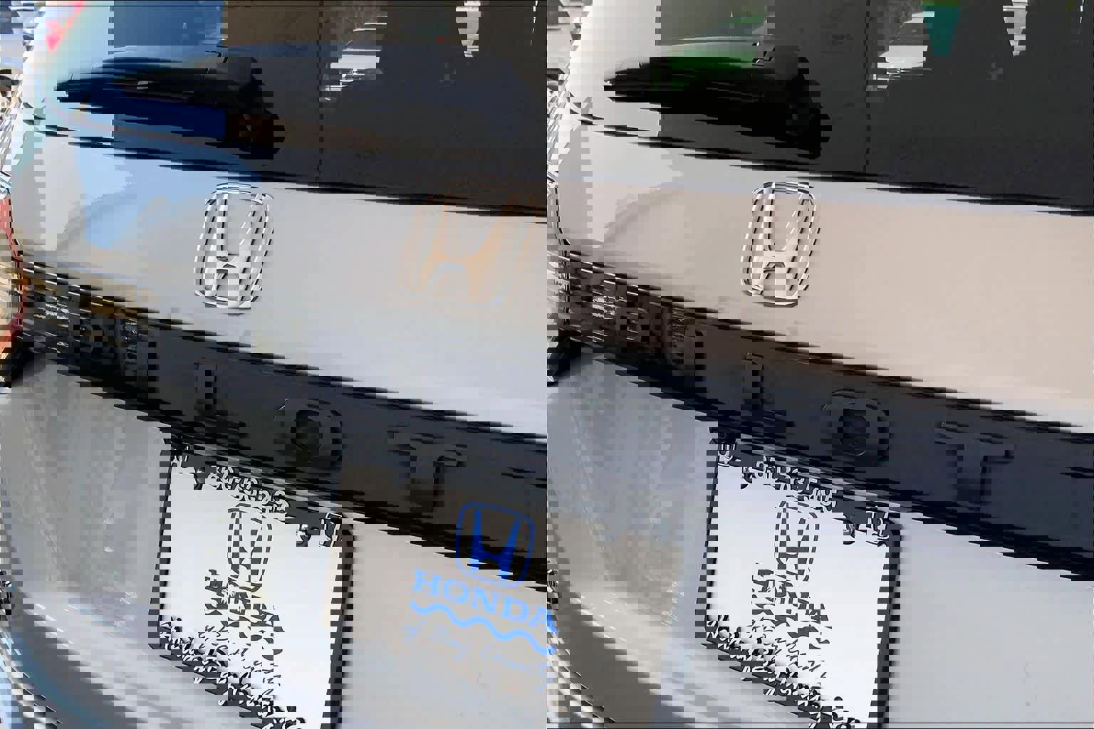 Used 2025 Honda Pilot Sport image 33