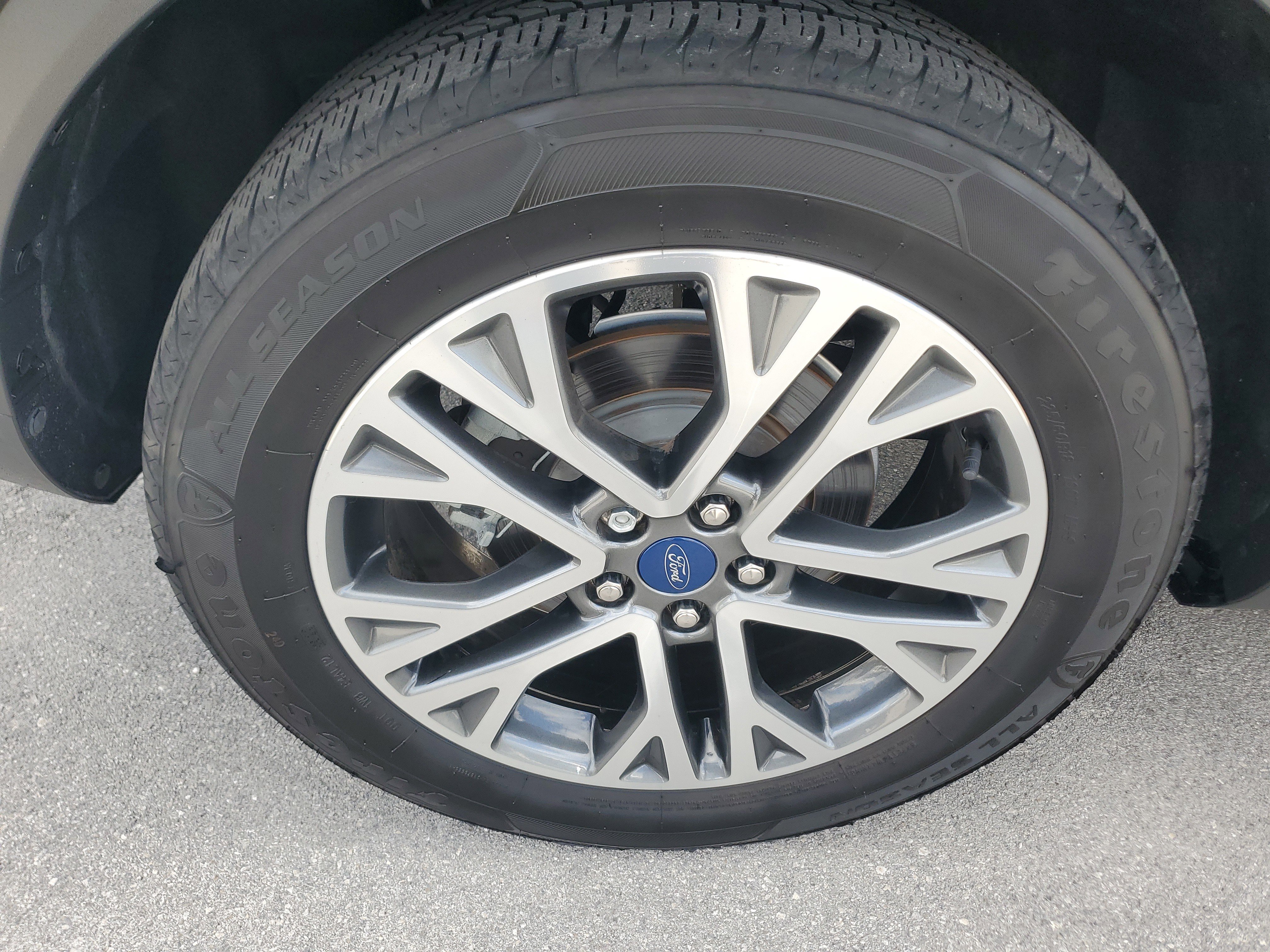 Used 2021 Ford Escape SEL image 31