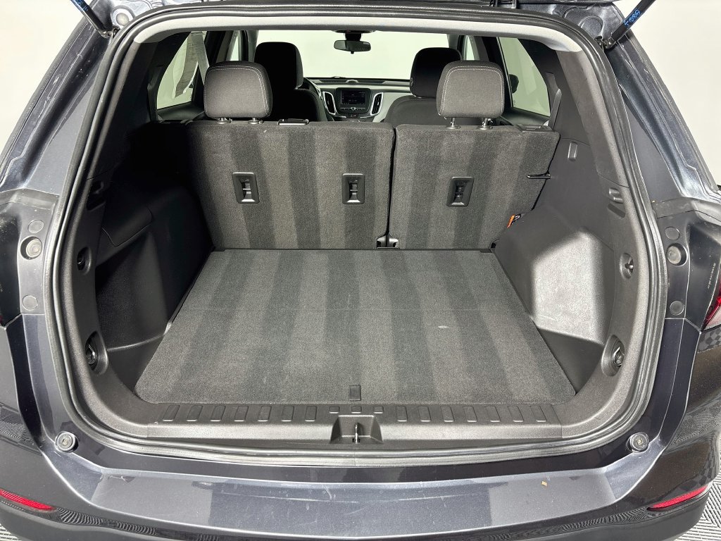 Used 2022 Chevrolet Equinox LS w/ LS Convenience Package FWD image 24