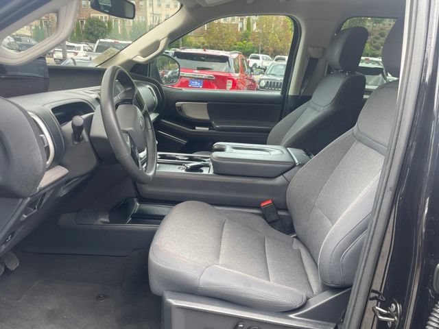 Used 2025 Ford Expedition Max Active RWD image 11