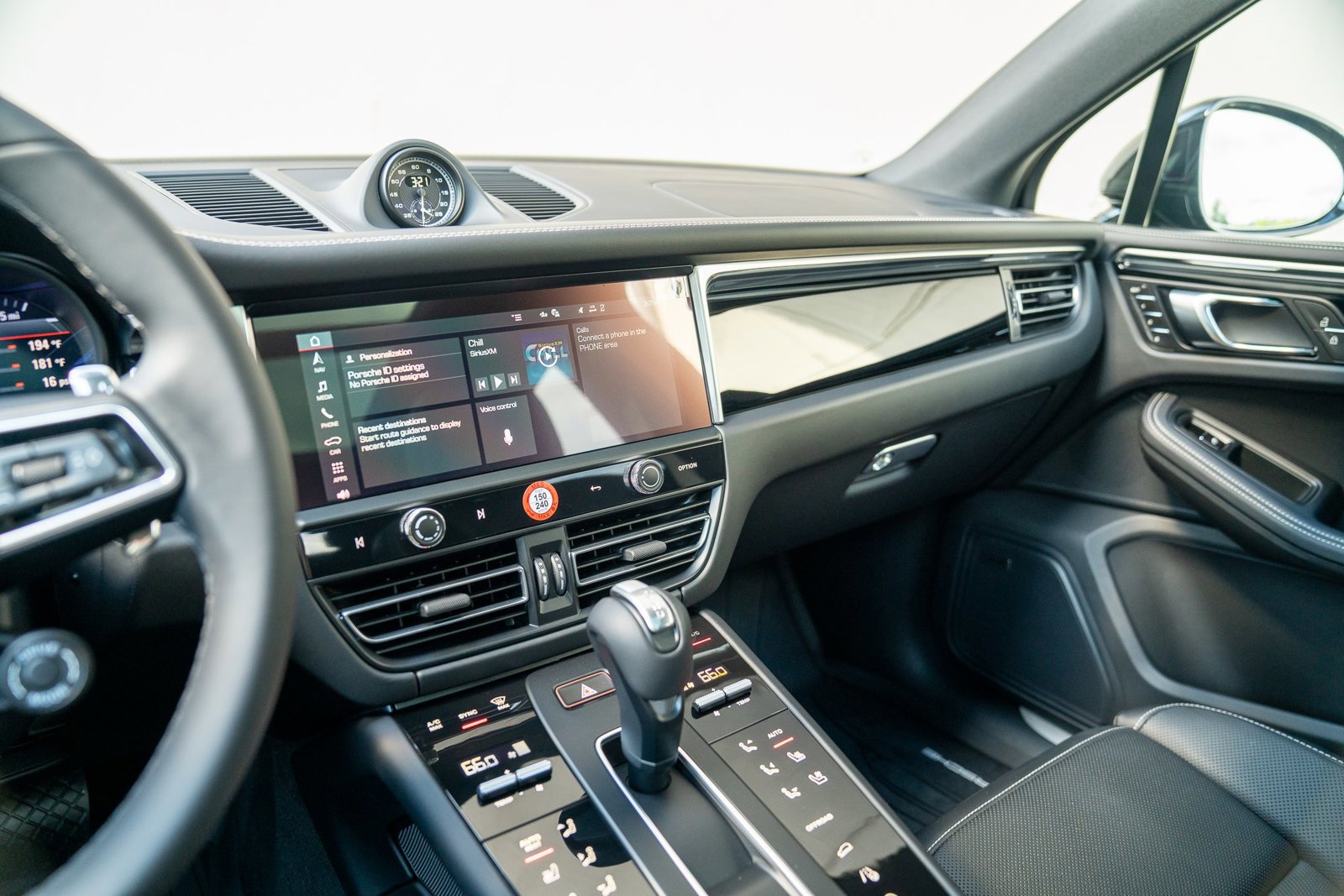 New 2025 Porsche Macan S image 14