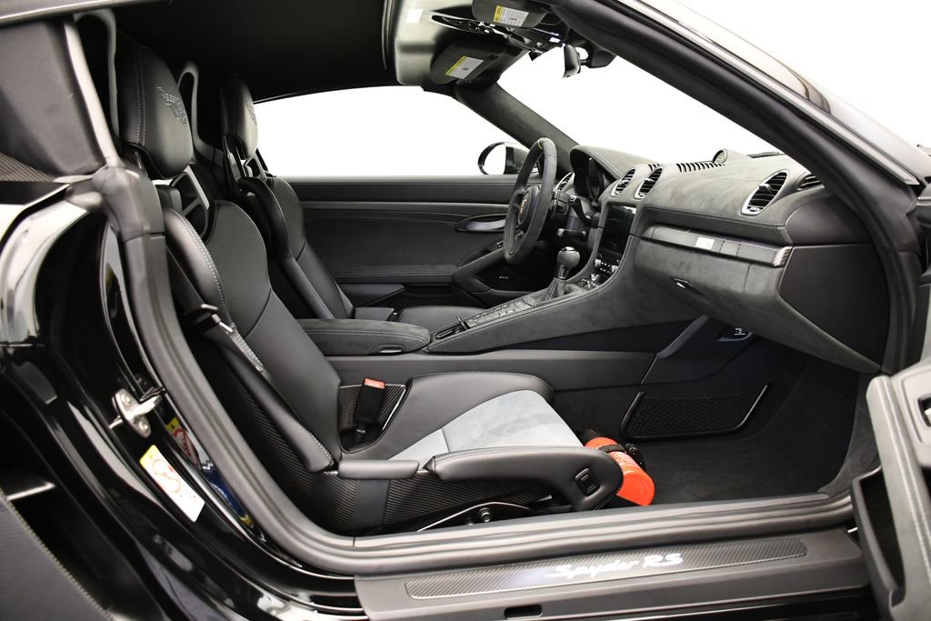 Certified 2025 Porsche 718 Boxster Spyder RS image 37