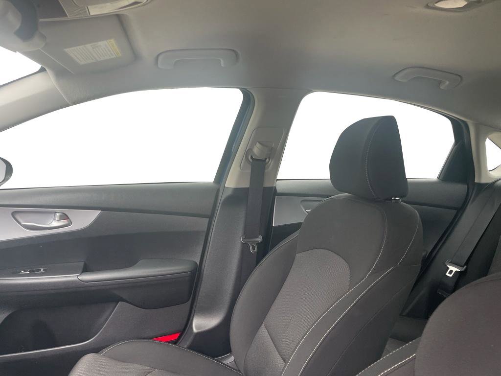 Used 2024 Kia Forte LXS image 8