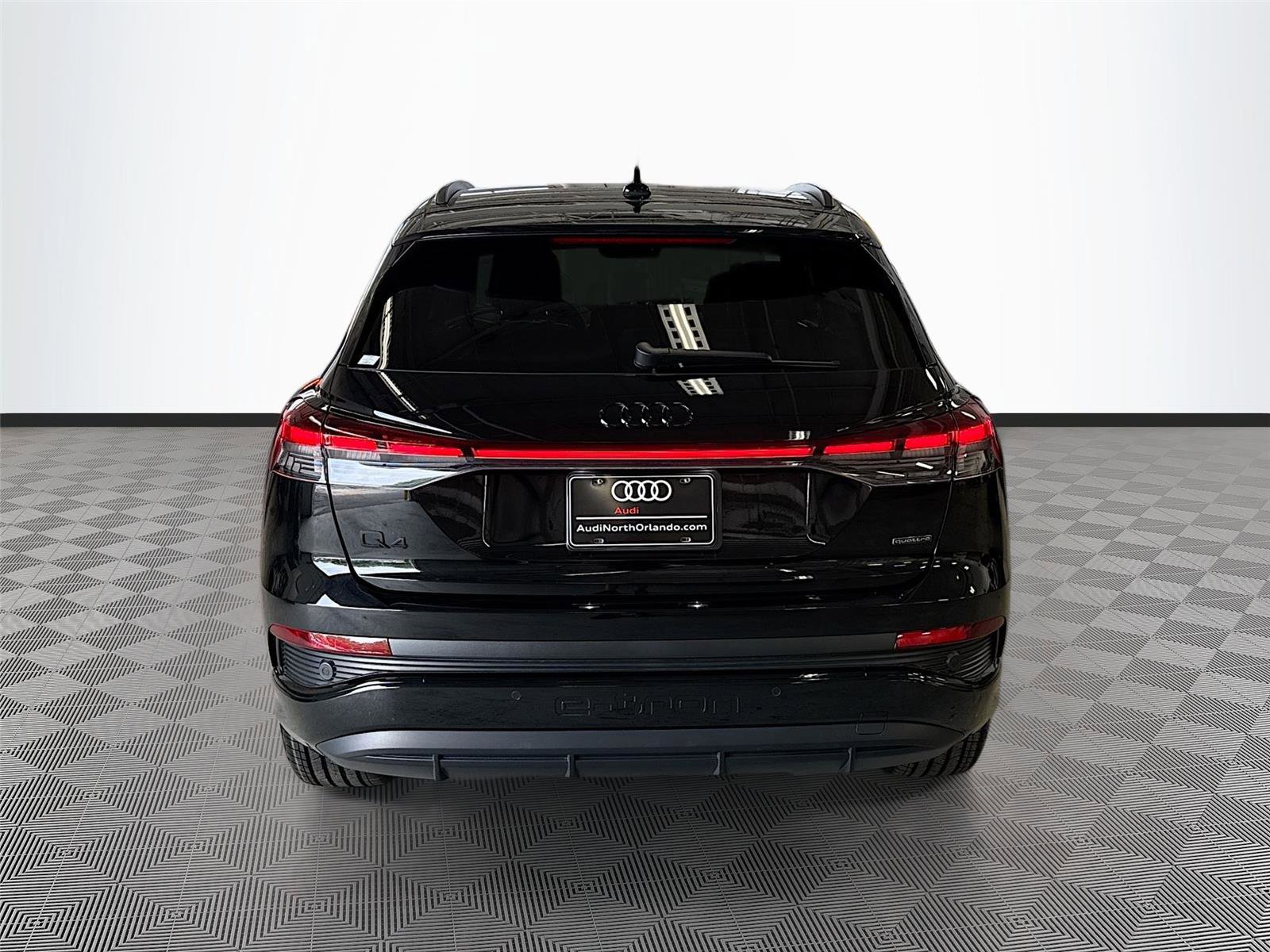 Certified 2024 Audi Q4 e-tron Premium Plus AWD/4WD image 6