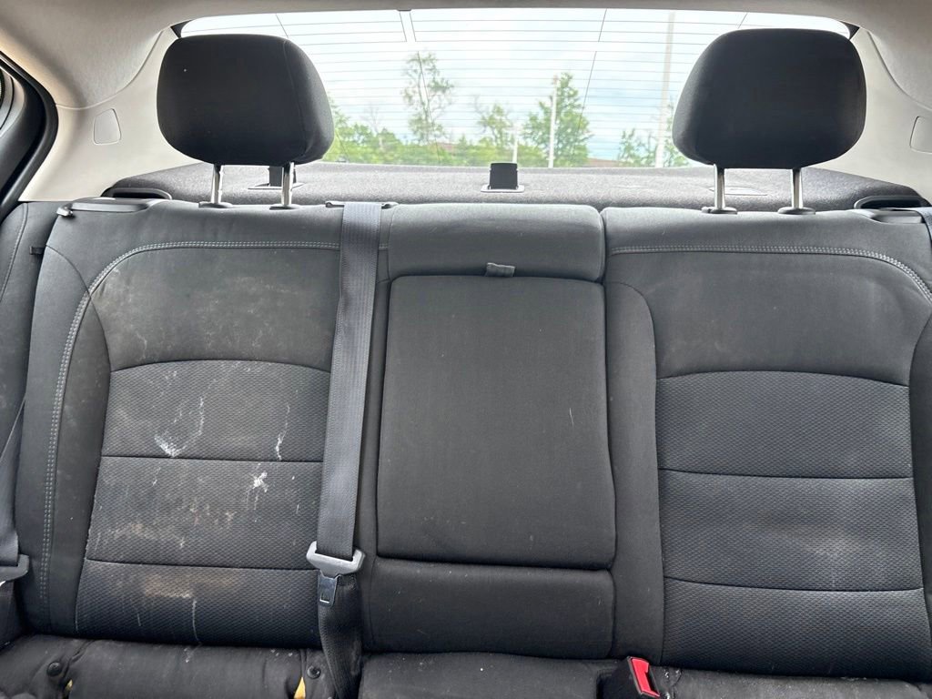 Used 2018 Chevrolet Cruze LT FWD image 18