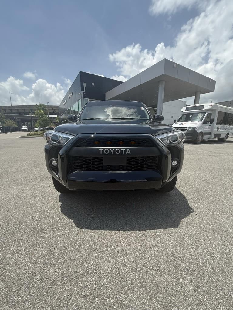 Used 2021 Toyota 4Runner SR5 image 2