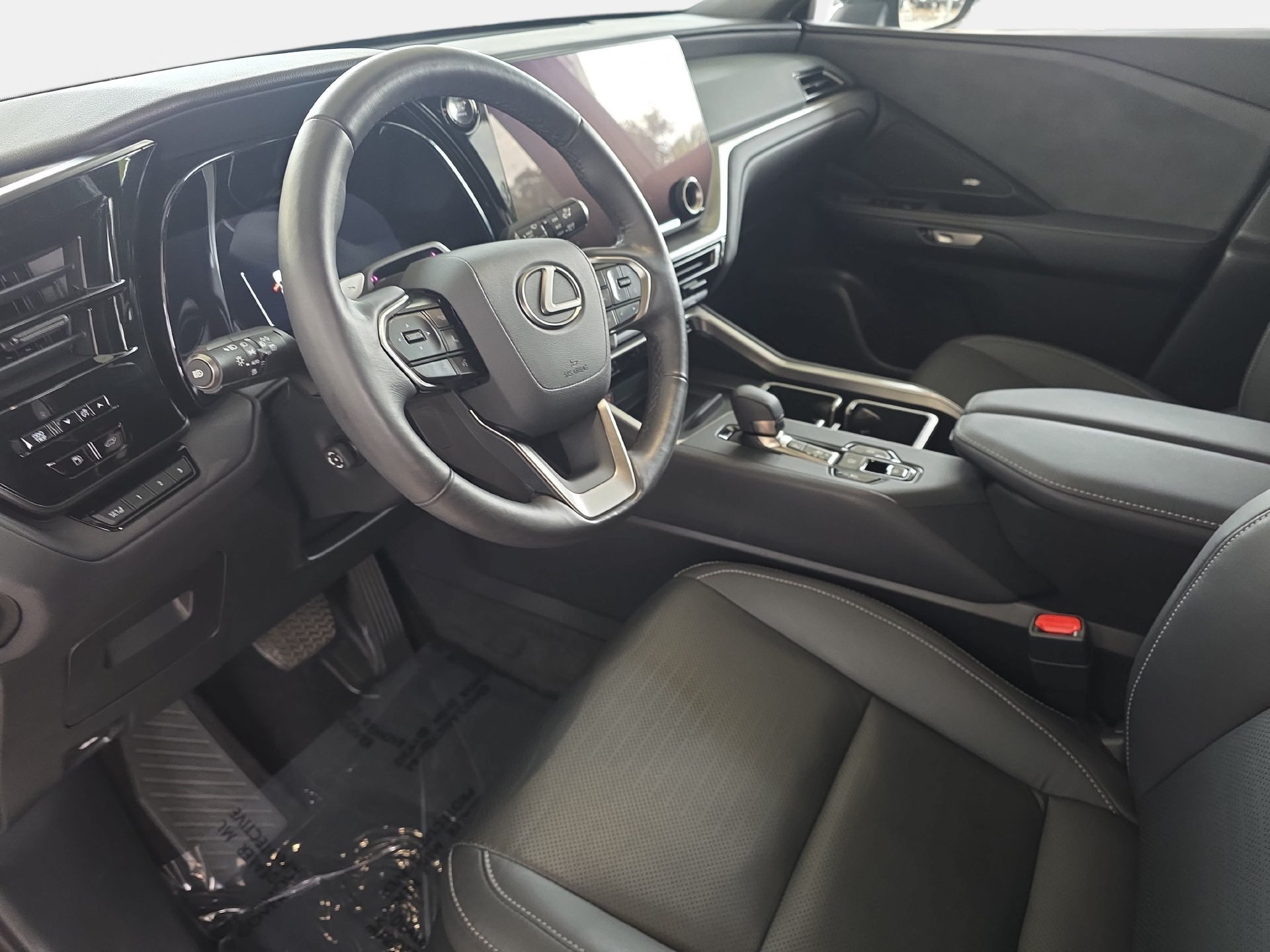 Used 2024 Lexus TX 350 FWD w/ Captains Chair Package image 16