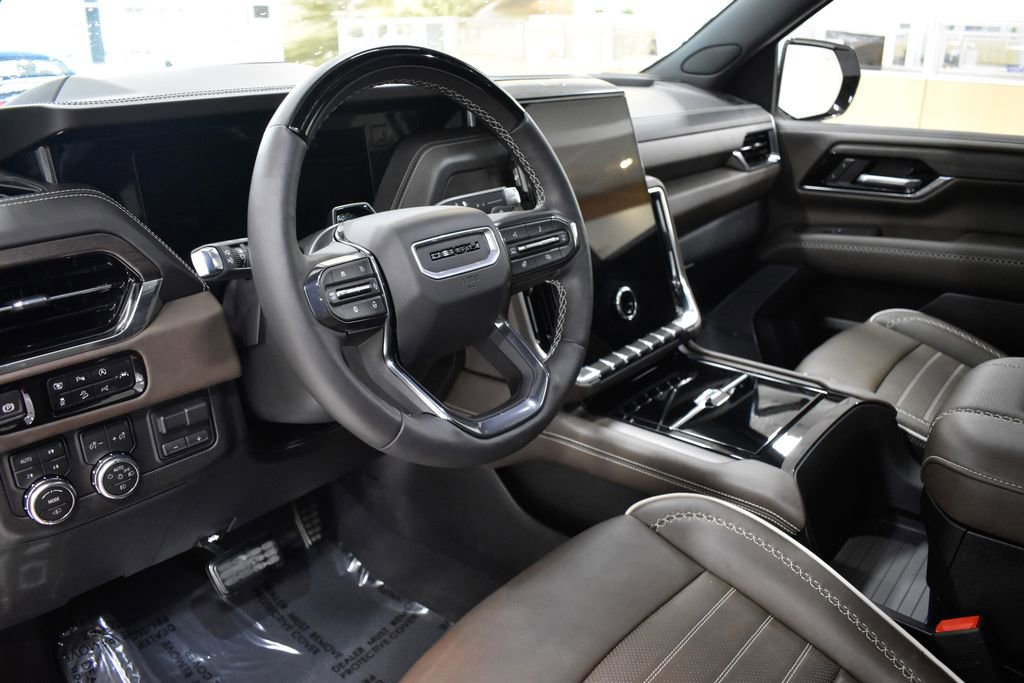 Used 2026 GMC Yukon XL Denali Ultimate AWD/4WD image 23