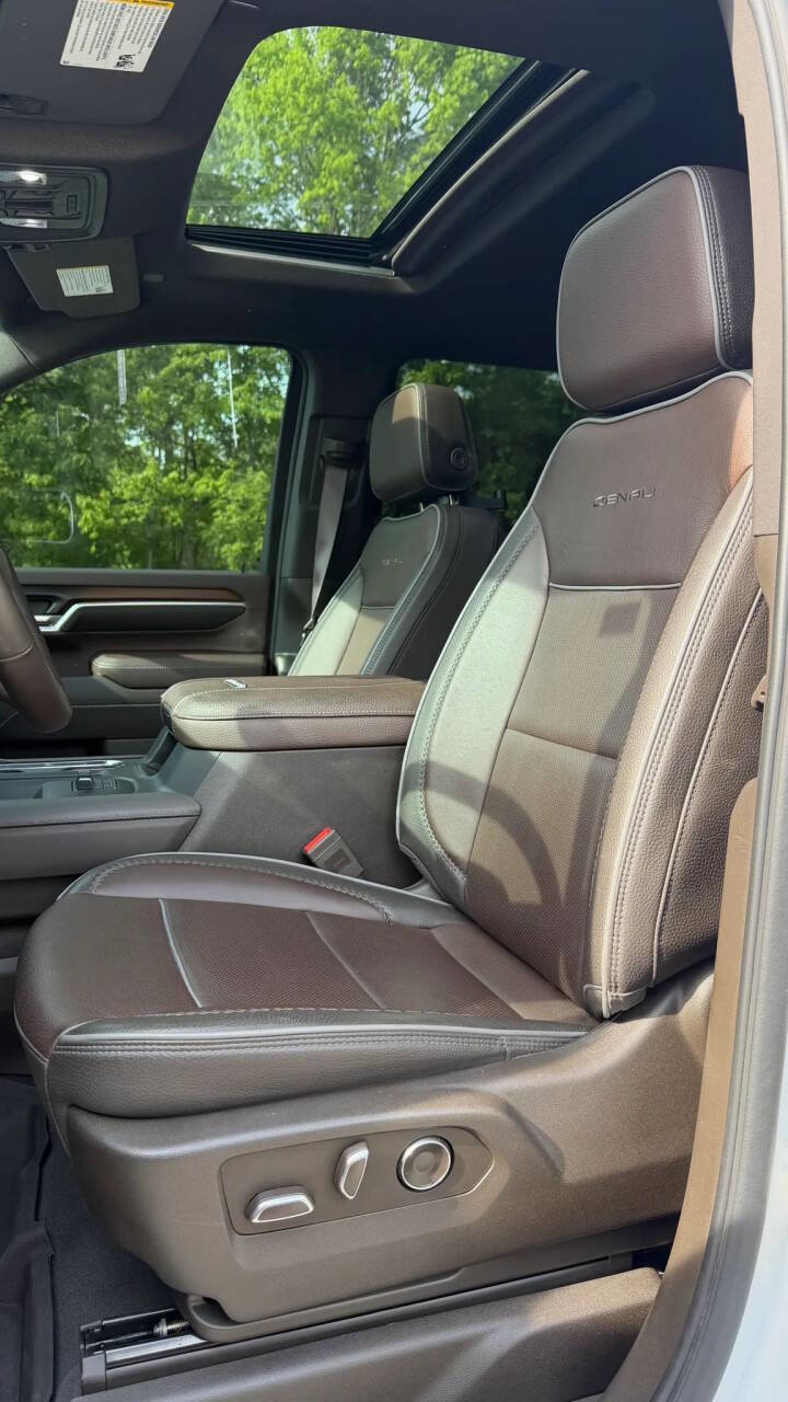 Used 2025 GMC Sierra 3500 Denali w/ Denali Reserve Package AWD/4WD image 15