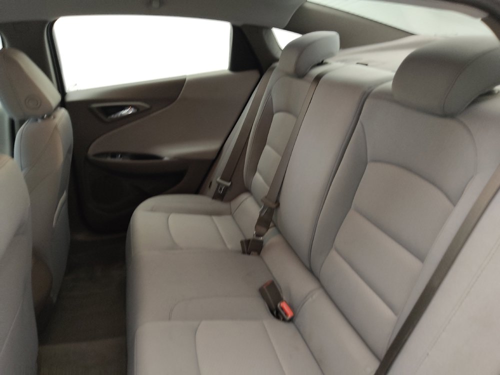 Used 2023 Chevrolet Malibu LS FWD image 18