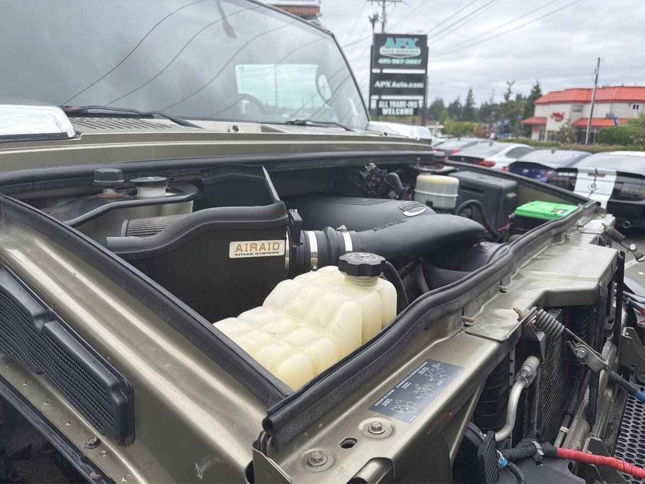 Used 2005 HUMMER H2 SUT AWD/4WD image 10