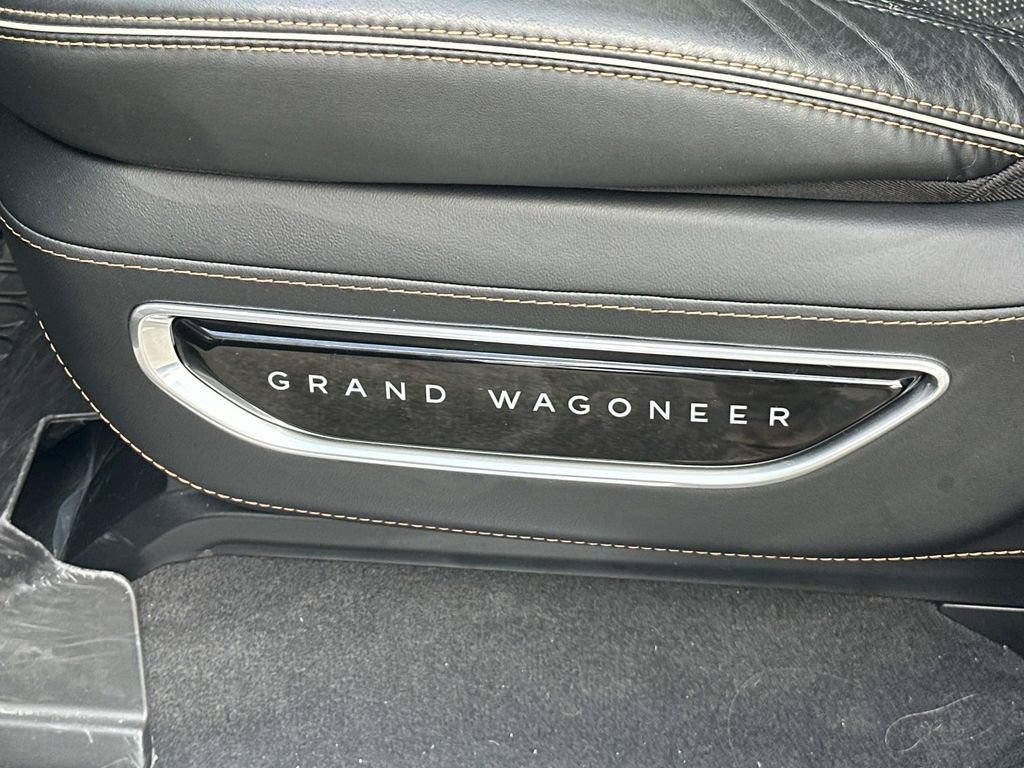 Used 2024 Jeep Grand Wagoneer Series III w/ Rear Seat Video Group 1 AWD/4WD image 21