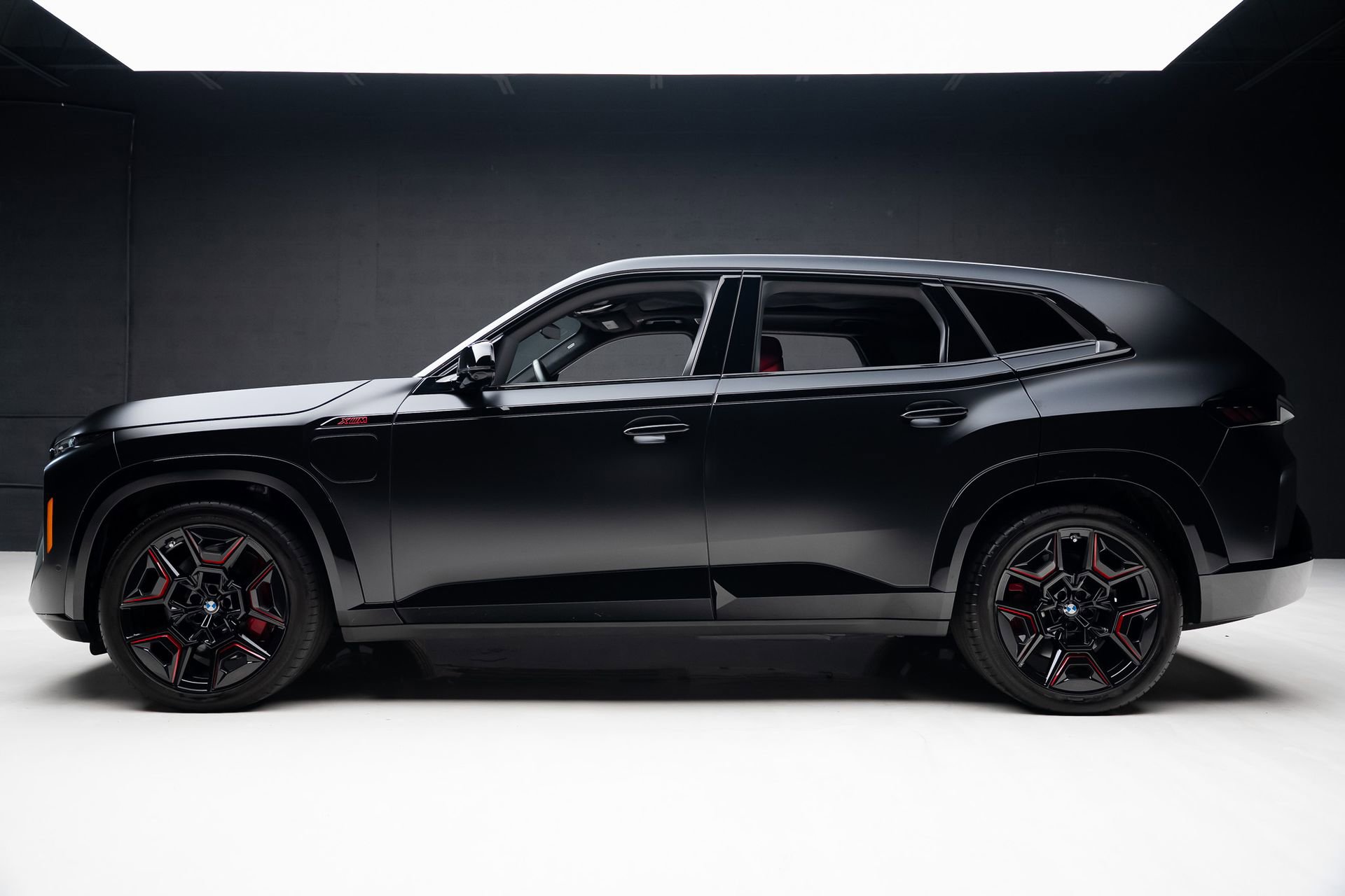 Used 2024 BMW XM Label Red image 18