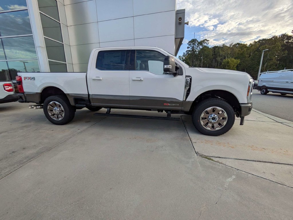 New 2027 Ford F250 King Ranch AWD/4WD image 3