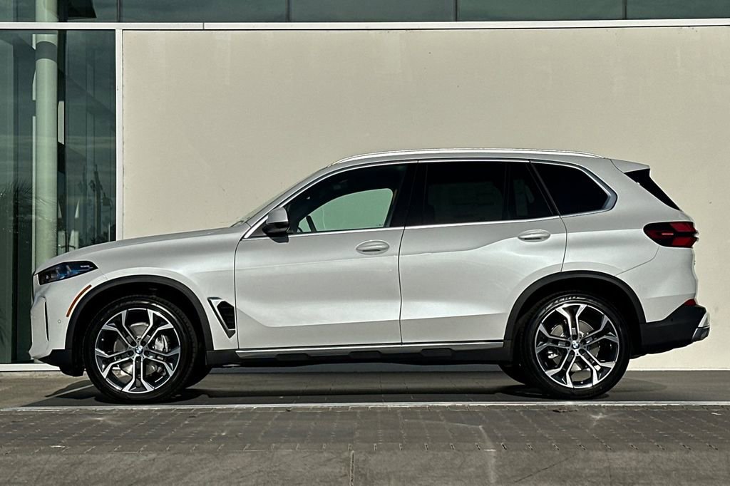 New 2026 BMW X5 xDrive40i image 6