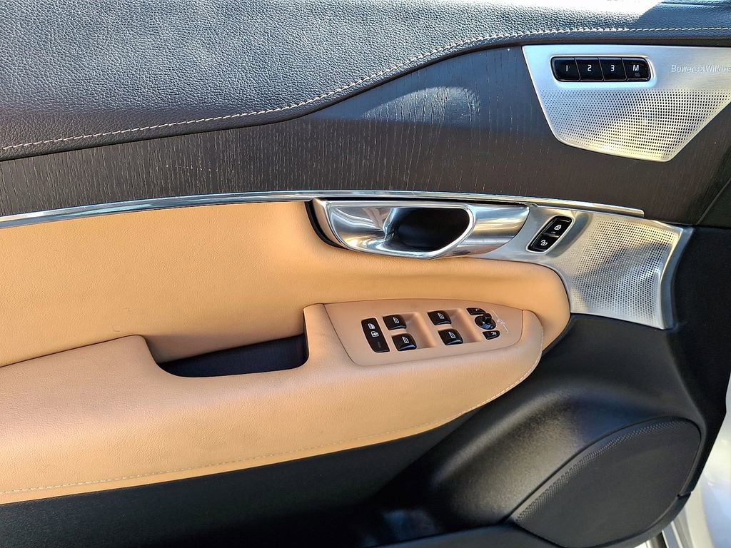 Used 2021 Volvo XC90 T8 Inscription image 14