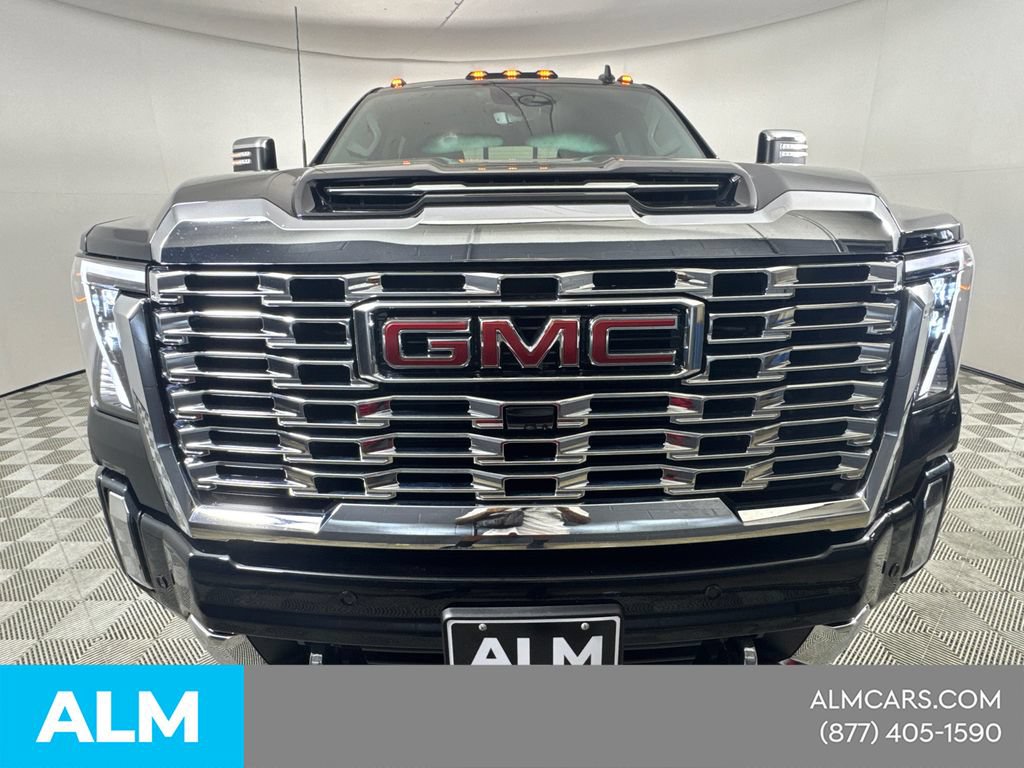 Used 2026 GMC Sierra 3500 Denali w/ Denali Reserve Package AWD/4WD image 2