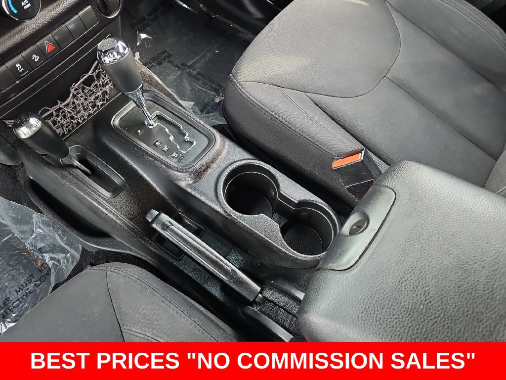 Used 2016 Jeep Wrangler Unlimited Sport w/ Connectivity Group AWD/4WD image 23