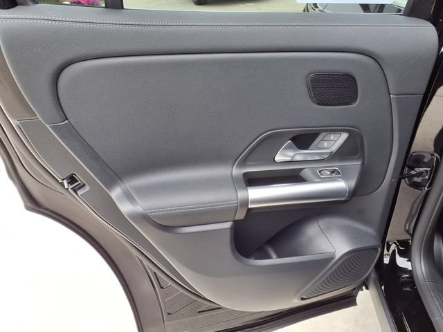 Certified 2025 Mercedes-Benz GLA 250 image 16