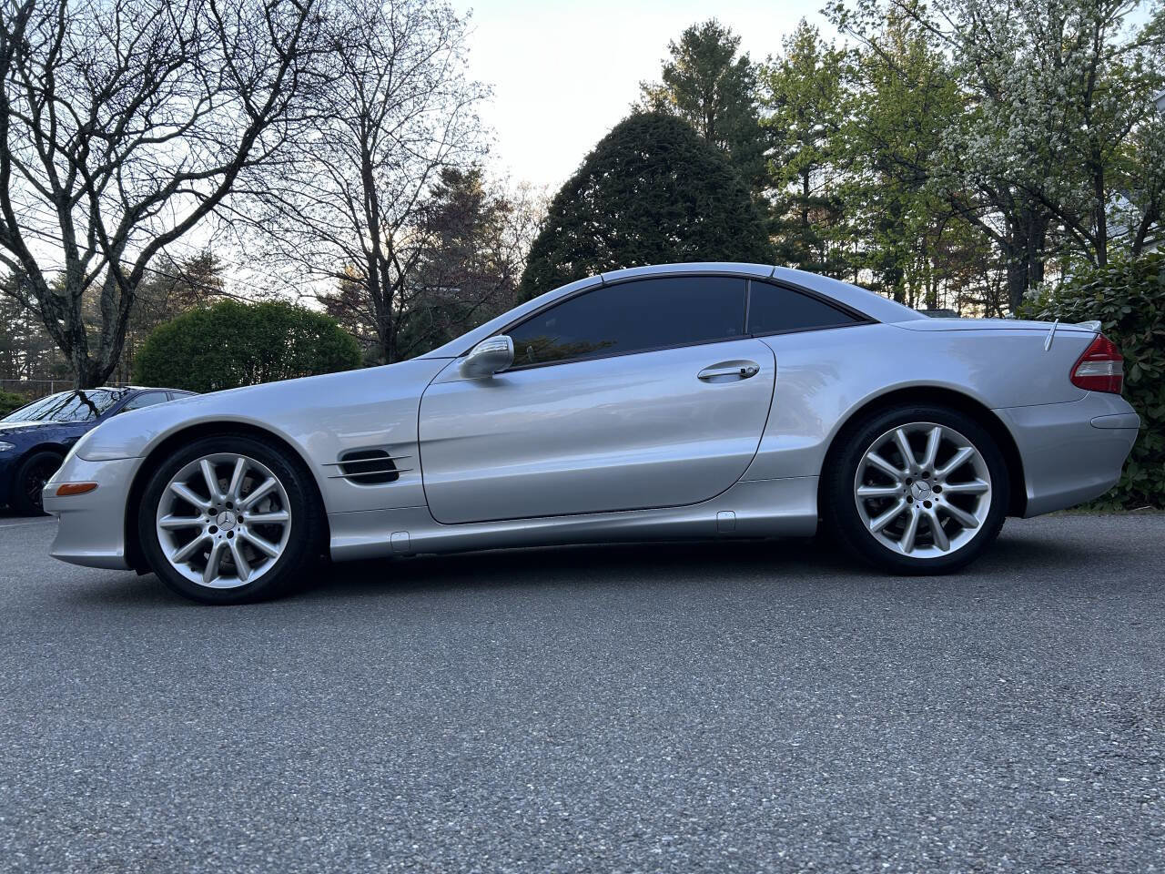 Used 2007 Mercedes-Benz SL 550 image 2