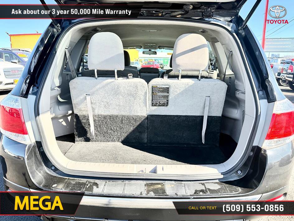 Used 2013 Toyota Highlander 4WD w/ Cold Weather Pkg image 29