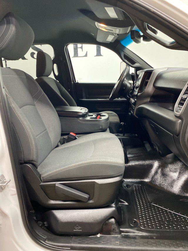 Used 2021 RAM 5500 Tradesman w/ Chrome Appearance Group image 15