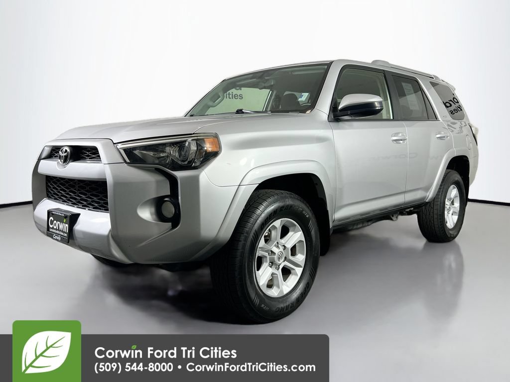 Used 2016 Toyota 4Runner SR5 w/ Four Season Floor Mat Package AWD/4WD image 5