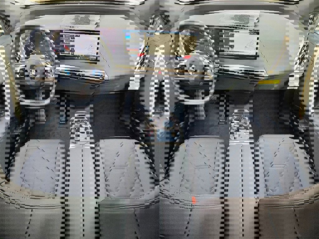 New 2026 BMW iX xDrive60 image 20