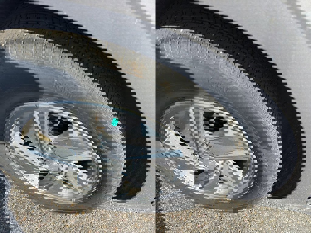 Used 2024 Hyundai Elantra SE image 30