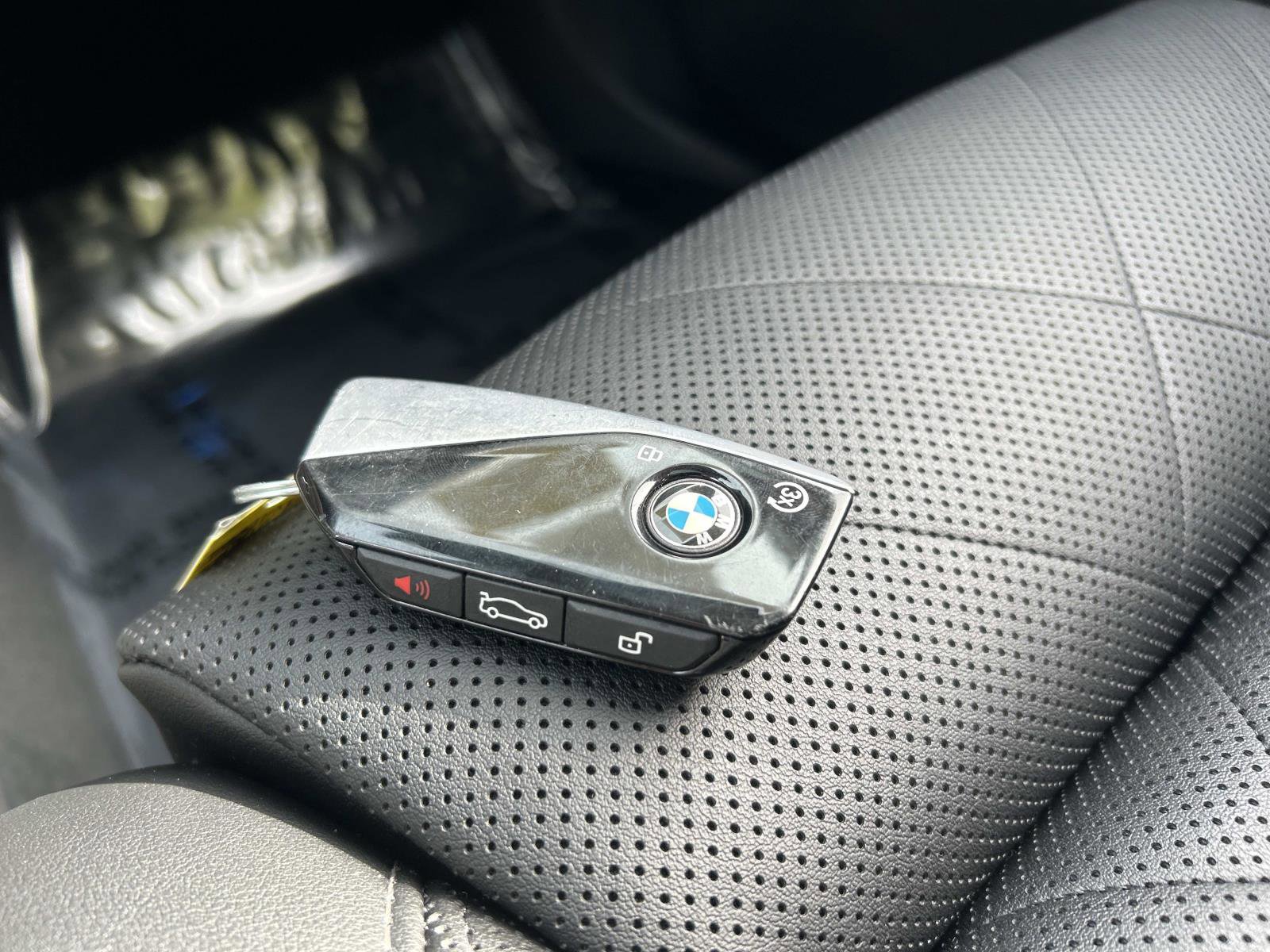 Used 2024 BMW X7 xDrive40i w/ Premium Package image 36