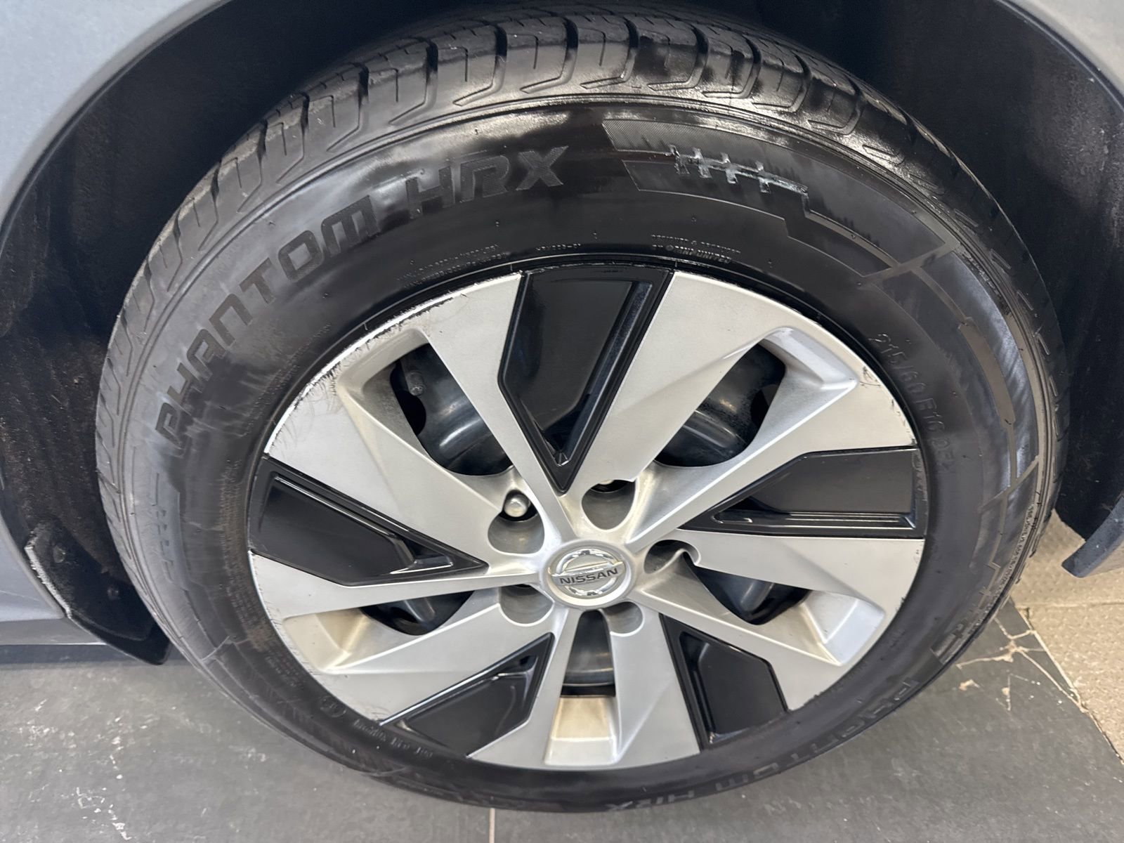 Used 2020 Nissan Altima 2.5 S FWD image 3
