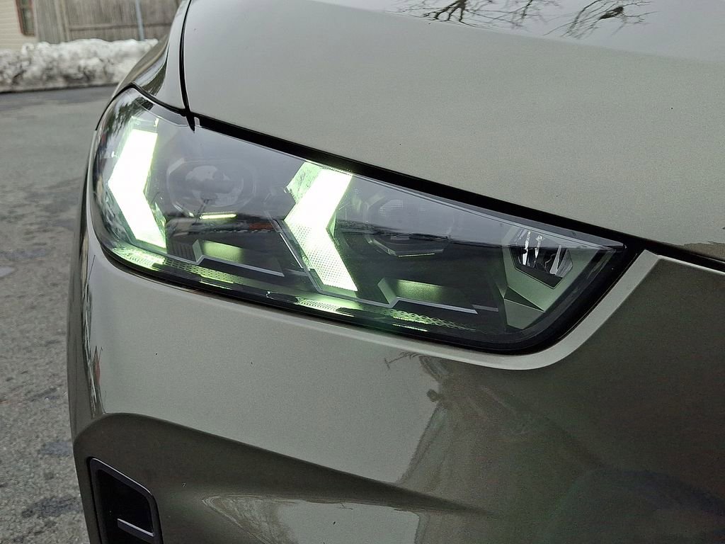 Used 2026 BMW X5 xDrive40i w/ M Sport Package image 9