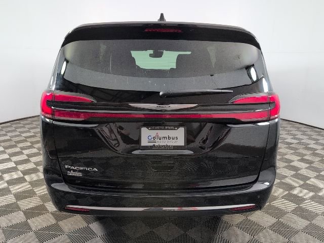 New 2026 Chrysler Pacifica Select FWD image 5