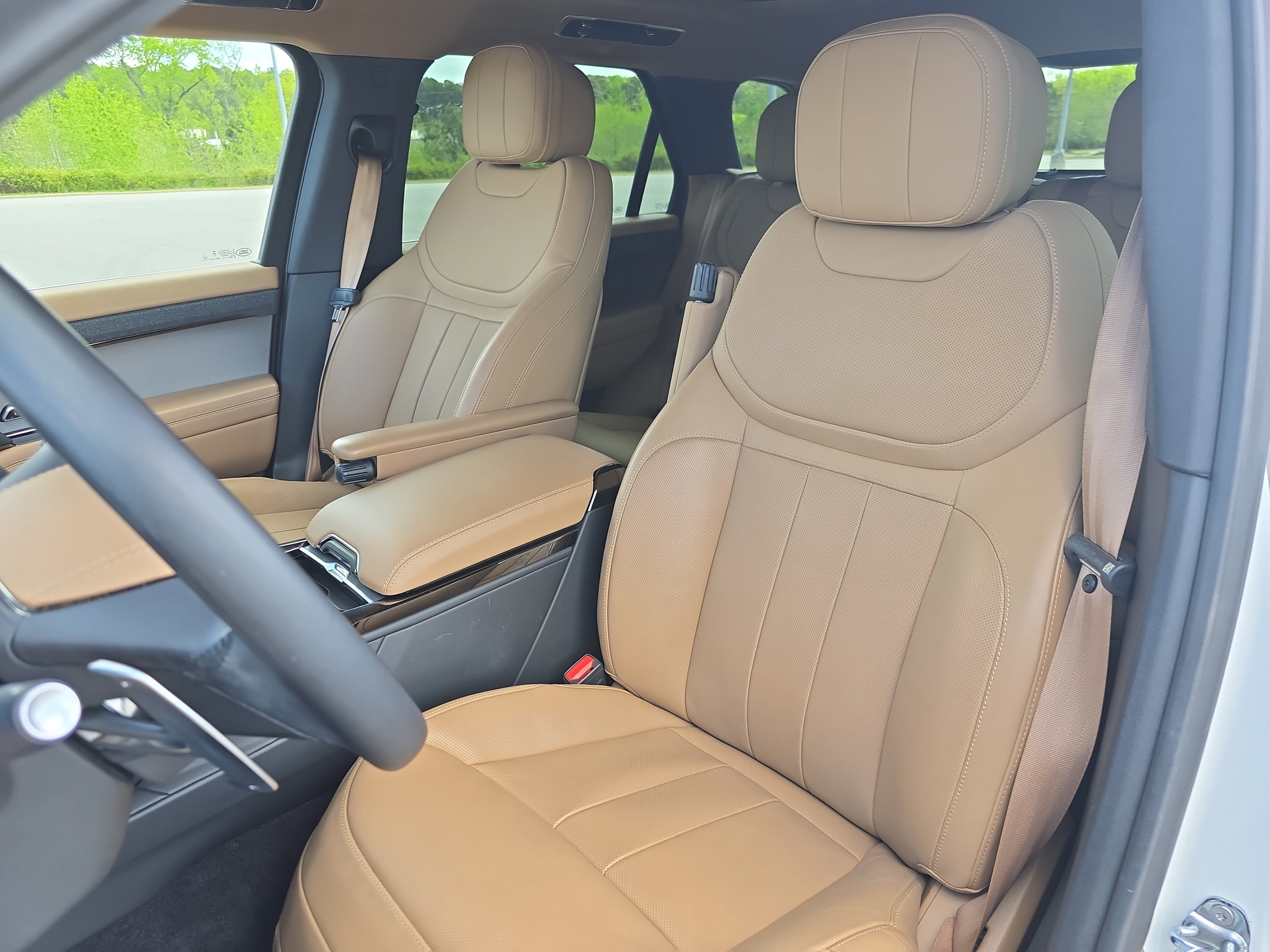 Used 2023 Land Rover Range Rover Sport SE AWD/4WD image 15