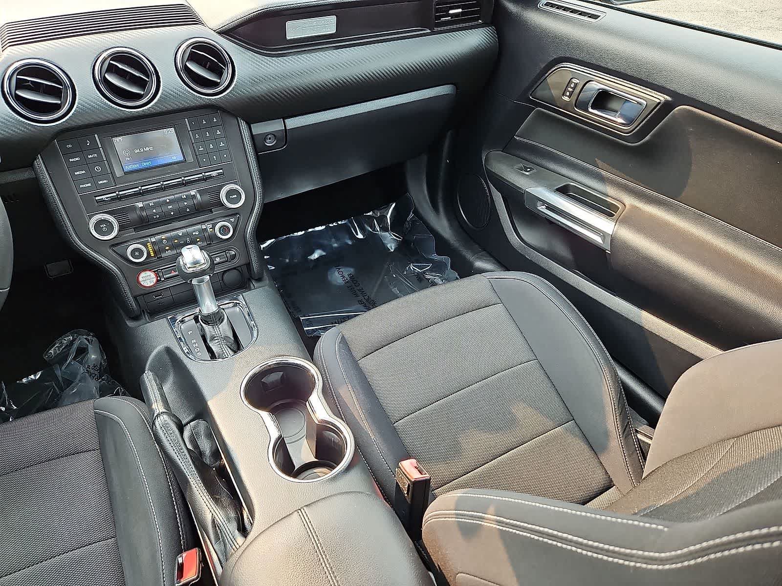 Used 2015 Ford Mustang Coupe RWD image 12