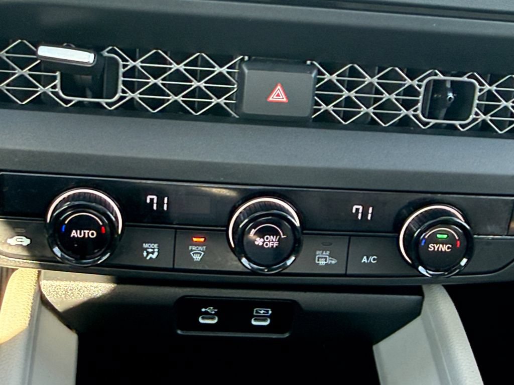 Used 2025 Honda Accord SE image 14