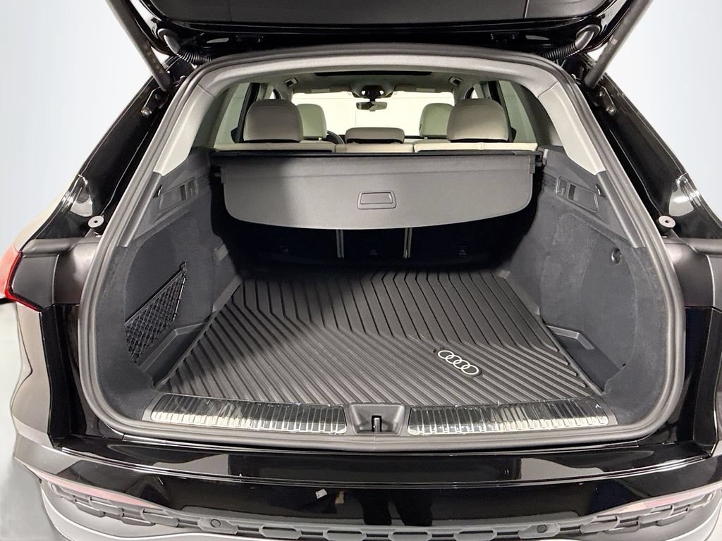 Used 2026 Audi Q5 Premium w/ Premium Plus AWD/4WD image 30
