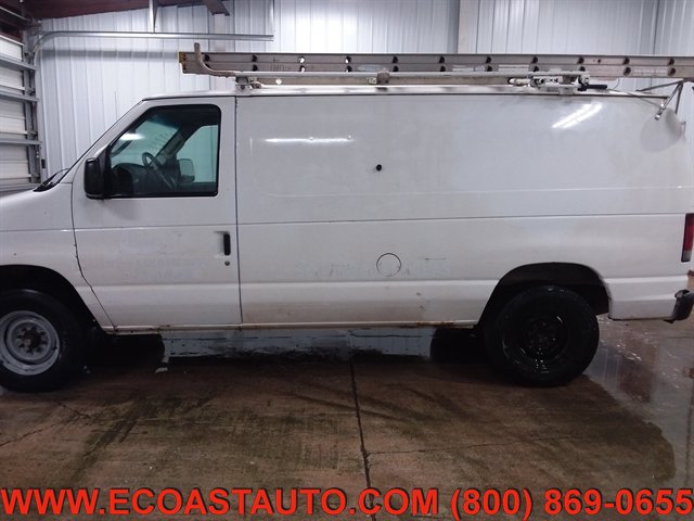 Used 2006 Ford E-250 and Econoline 250 RWD image 2