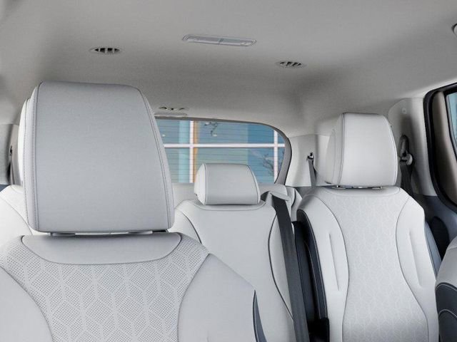 New 2026 Kia Carnival EX image 27