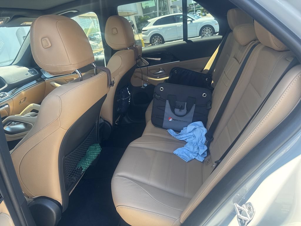 Used 2024 Mercedes-Benz GLE 350 4MATIC image 11