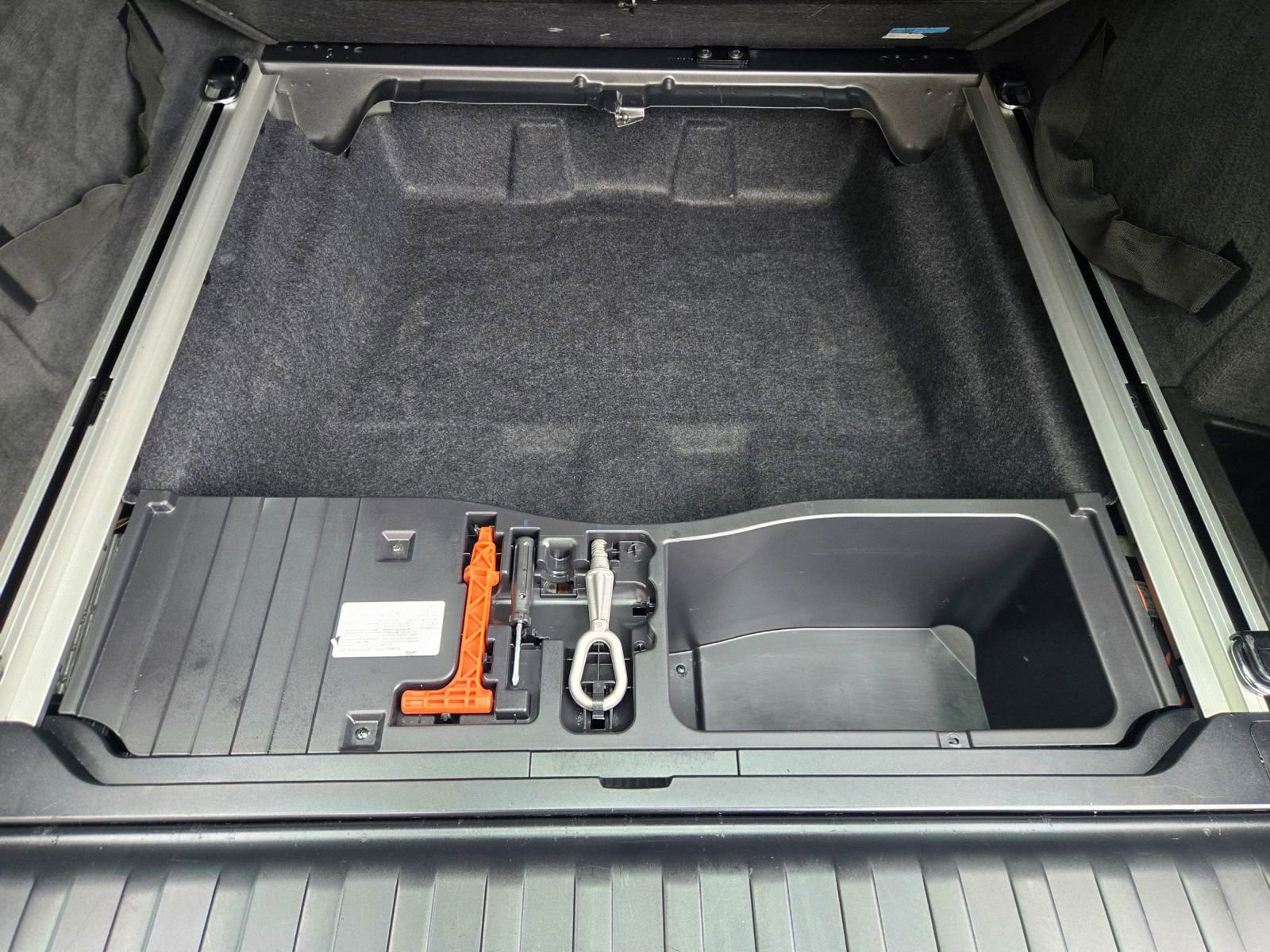 Used 2013 BMW X5 M image 17