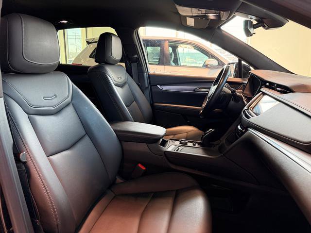 Used 2023 Cadillac XT5 Luxury image 21