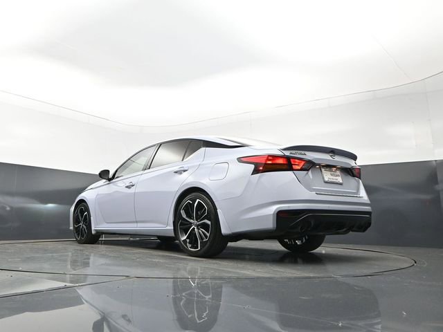 Used 2023 Nissan Altima 2.5 SR w/ SR Premium Package FWD image 31