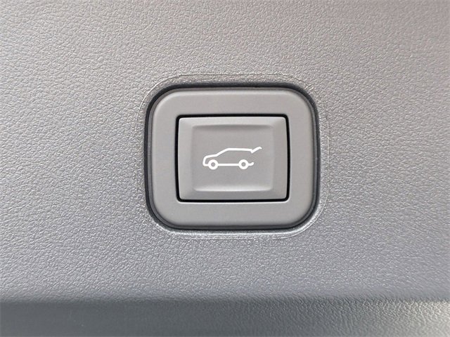 New 2026 Cadillac Lyriq V image 30