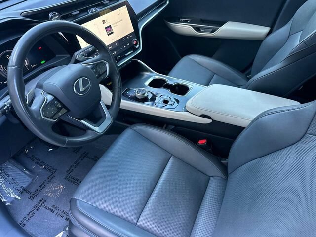 Used 2024 Lexus RZ 300e Premium w/ Technology Package FWD image 10