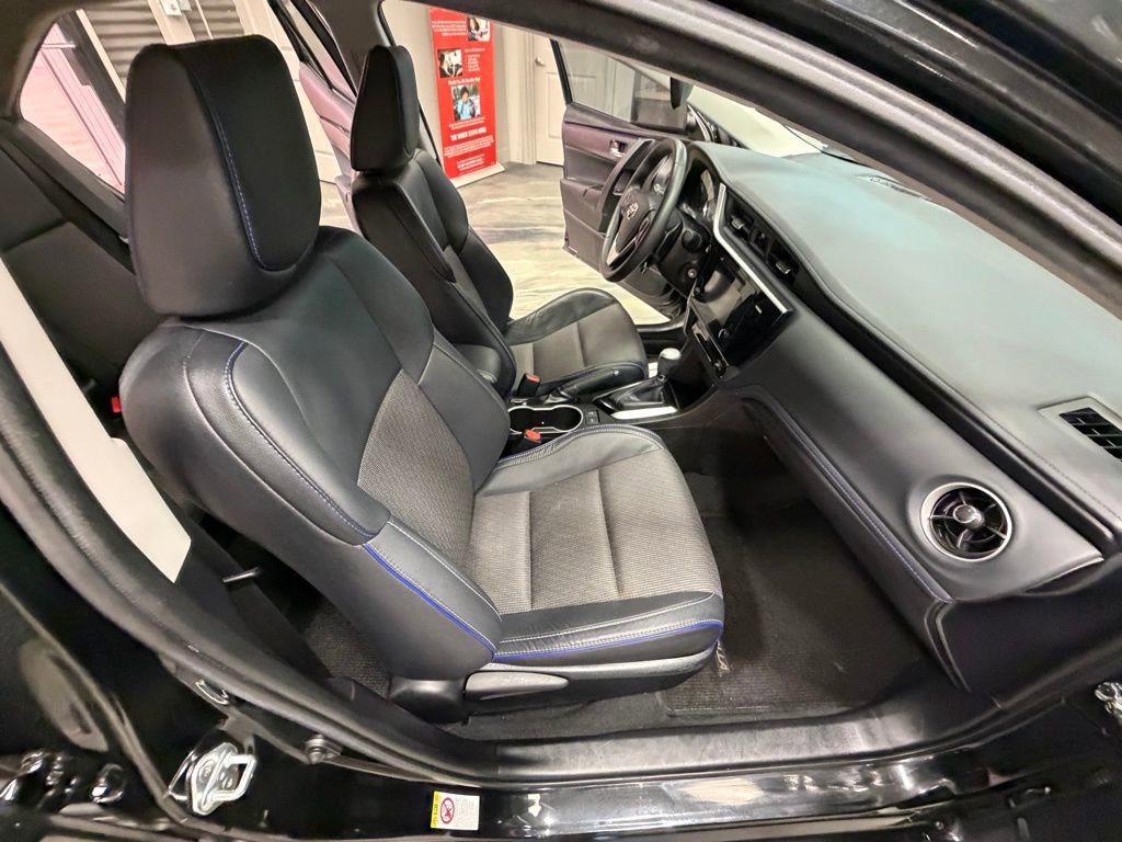 Used 2017 Toyota Corolla SE FWD image 36