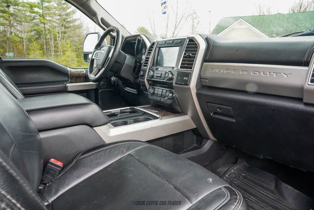 Used 2017 Ford F350 Lariat w/ Lariat Ultimate Package image 39