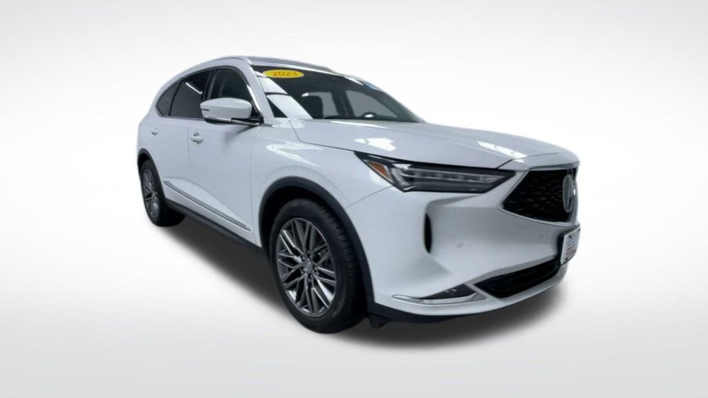 Used 2023 Acura MDX SH-AWD w/ Advance Package image 2
