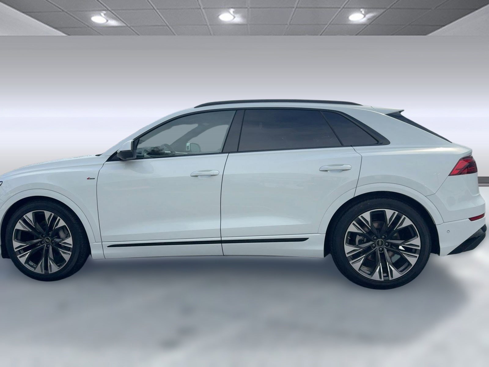 New 2026 Audi Q8 Premium Plus image 2