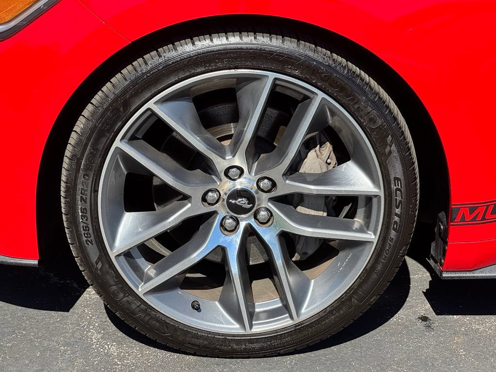 Used 2016 Ford Mustang GT Premium w/ Equipment Group 401A RWD image 40
